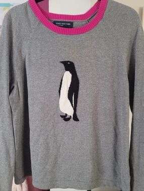 Jones New York Signature XL Penguin Sweater Gray Pink Trim Preppy Cozy Cute
